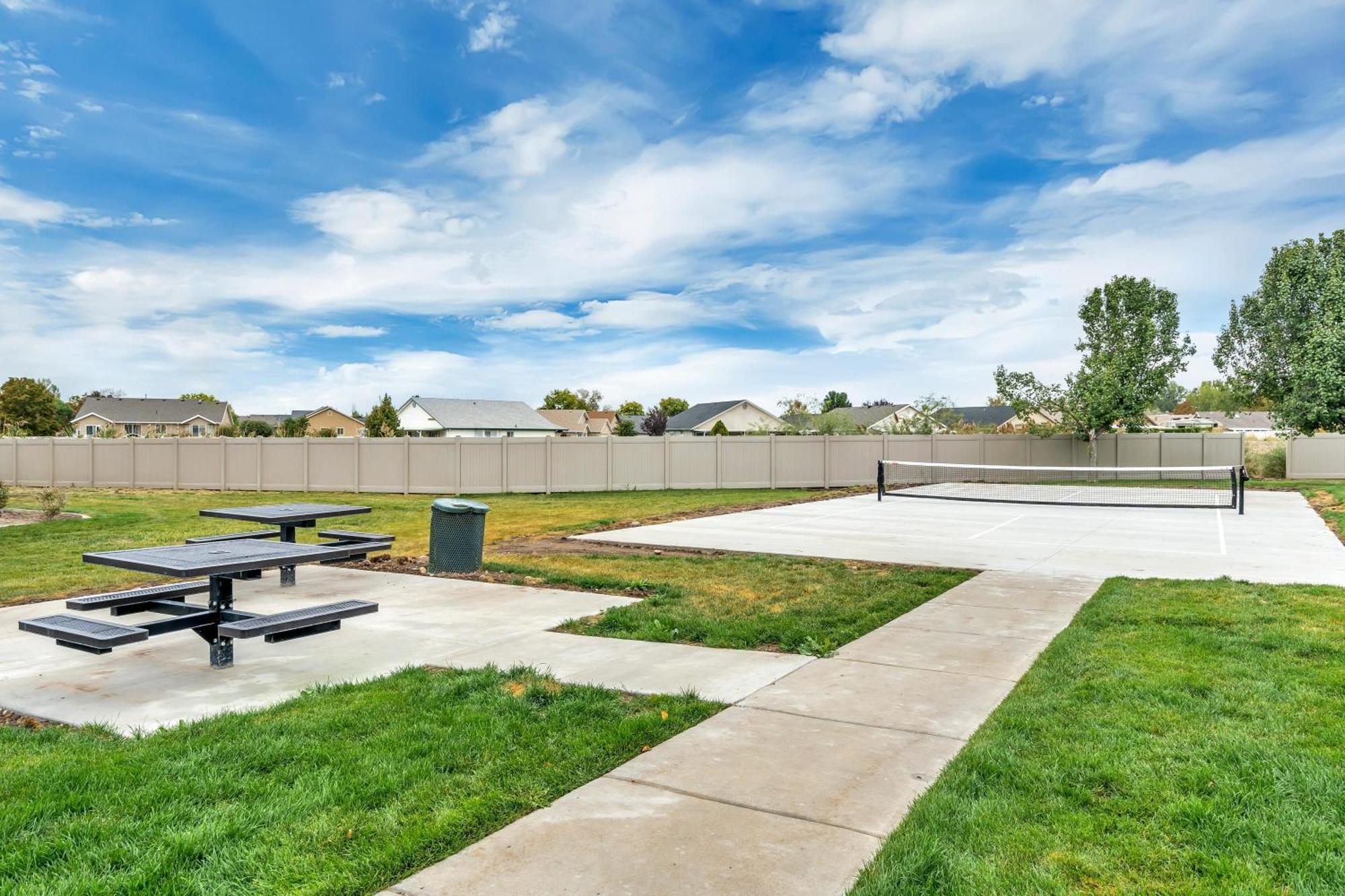 Mountain View By Cloud Dream Homes Clearfield Exterior photo